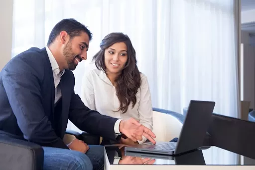¿Qué son los créditos en línea y cómo puedo solicitar uno?
